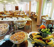 Früstücksbuffet im Speisesaal des Don Bosco Hauses